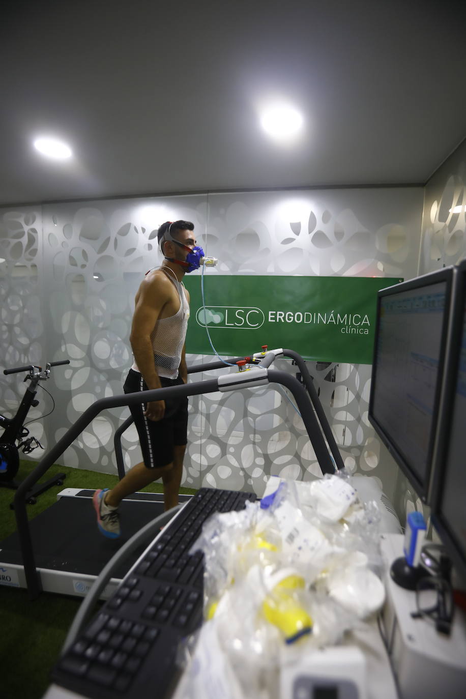 Los reconocimientos médicos de los fichajes del Córdoba CF, en imágenes