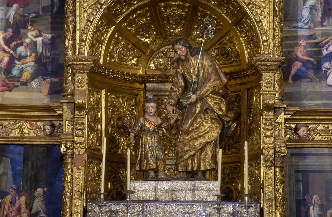El altar de cultos de señora Santa Ana