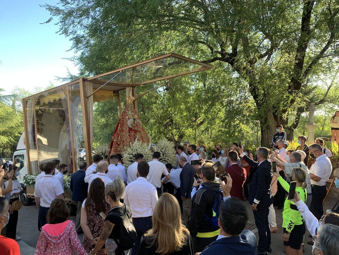 La &#039;Bajá&#039; de la Virgen de la Sierra en Cabra, en imágenes
