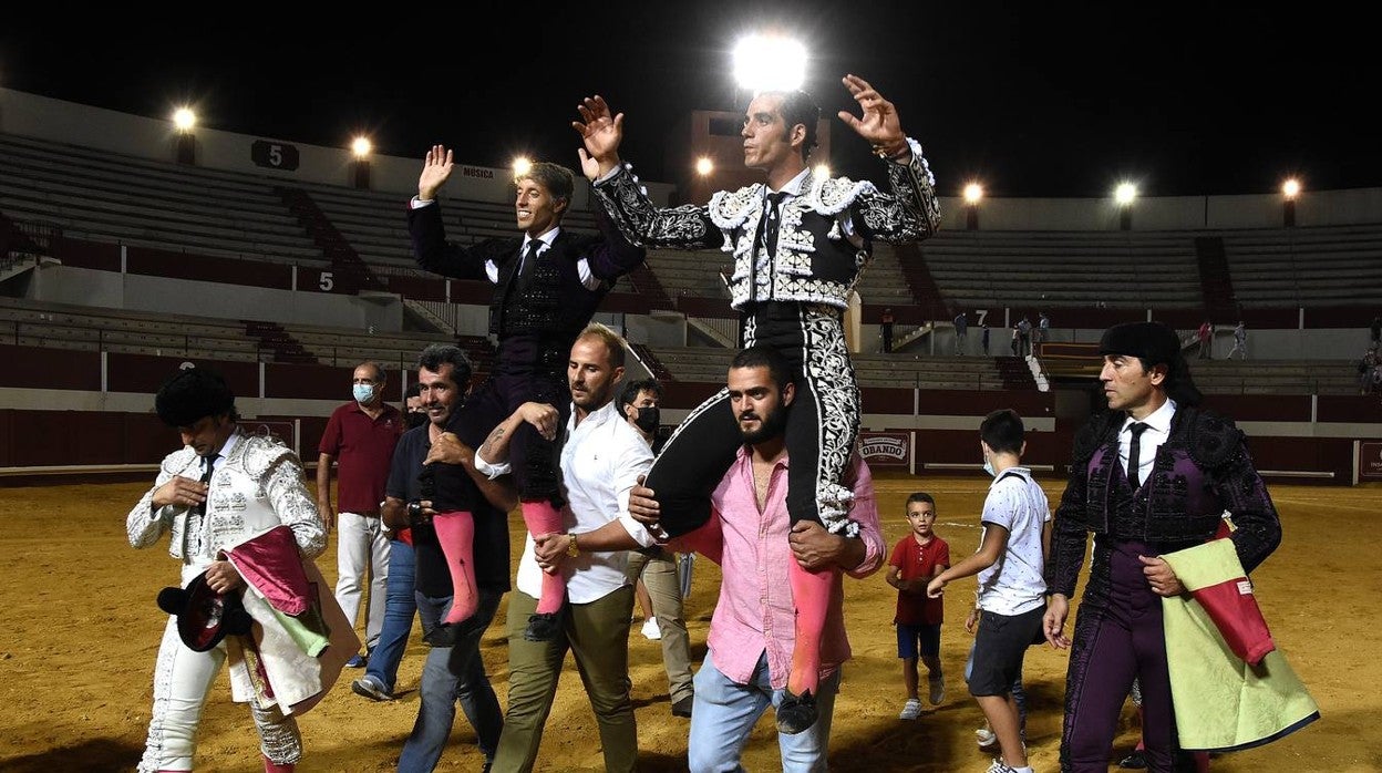 Extraordinaria tarde de toros en Utrera