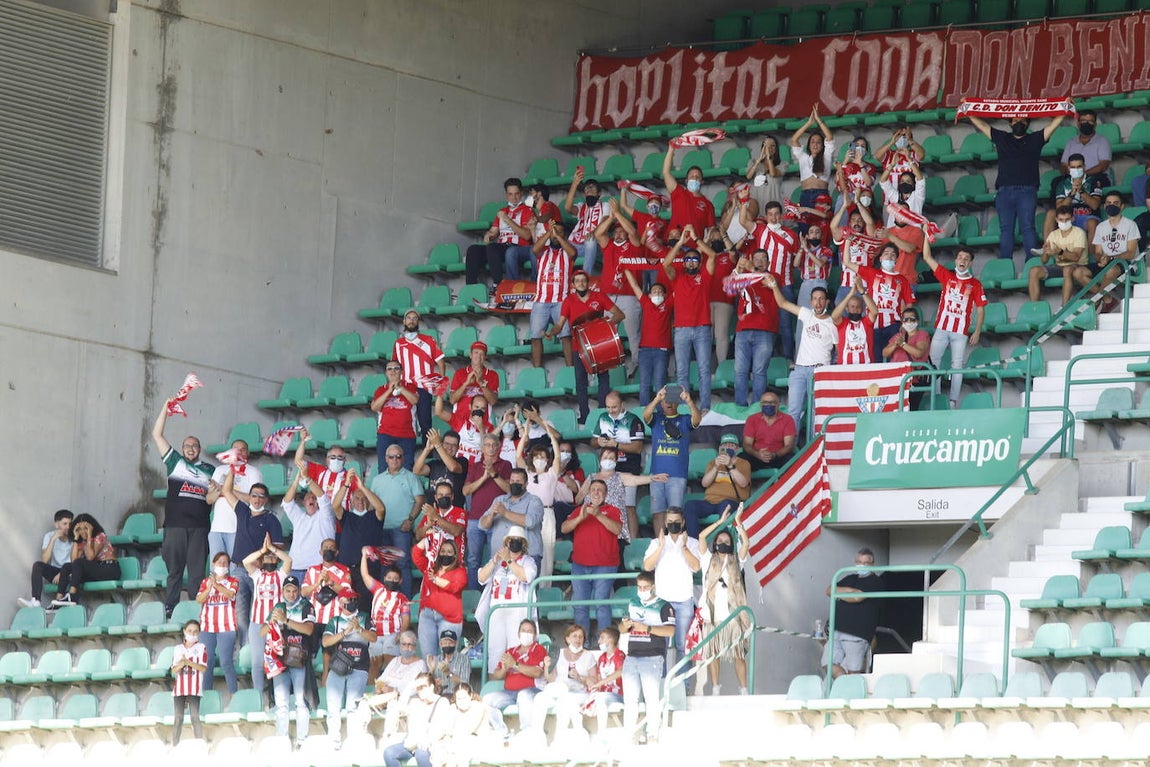 La alegría del Arcángel en la cuarta victoria del Córdoba CF ante el Don Benito