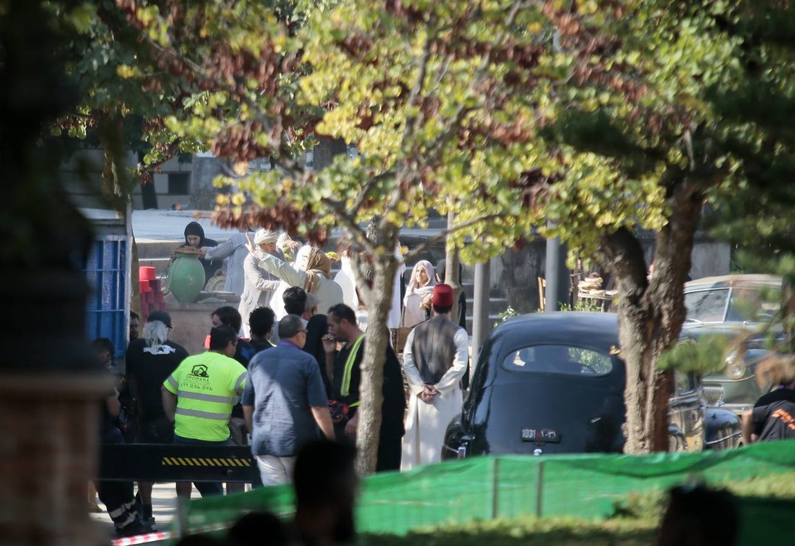 En imágenes, el rodaje de &#039;The Crown&#039; en la Plaza América