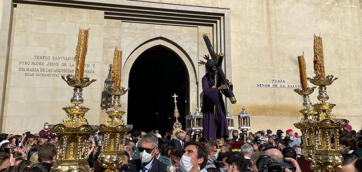 Salida del Gran Poder: El Señor llega a Los Gitanos