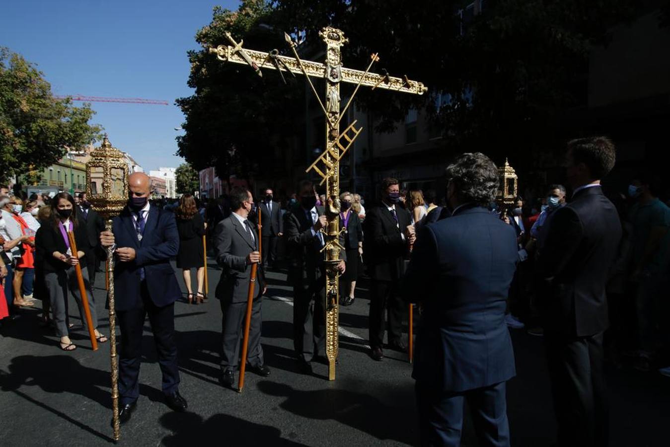Las mejores imágenes del traslado del Gran Poder al barrio de los Pajaritos