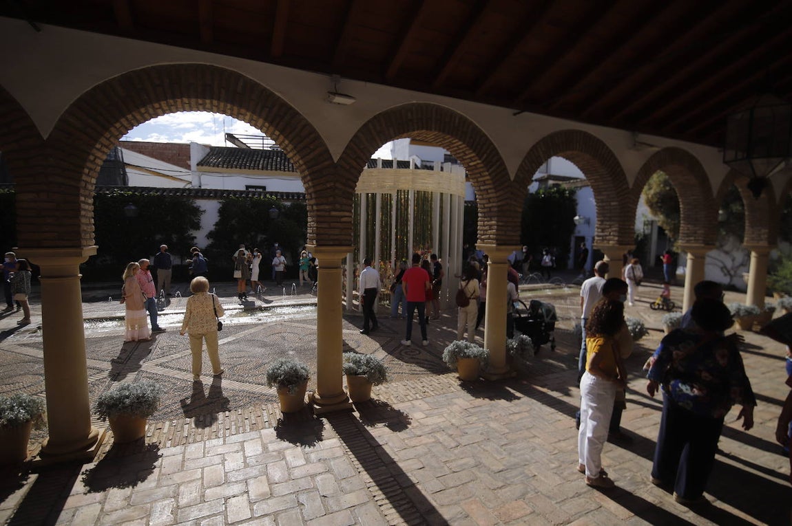 Festival Flora Córdoba 2021 | Gran ambiente de público en los patios, en imágenes (I)