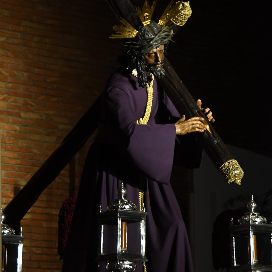 Las imágenes del Gran Poder en la parroquia de la Blanca Paloma