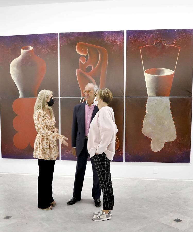 La exposición &#039;La Máquina Española&#039; revisa en el CAAC el impacto de la galería andaluza en el arte español de los 80