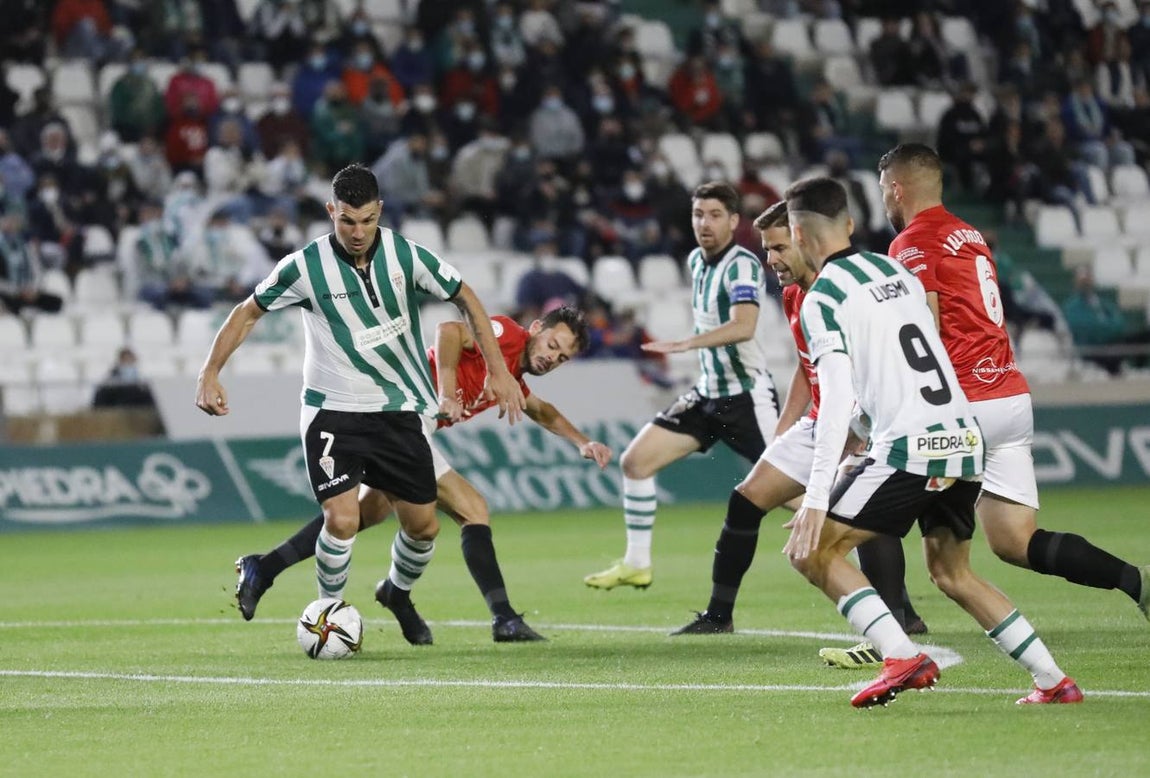 Las mejores imágenes de la victoria del Córdoba CF ante la UD Montijo (3-1)
