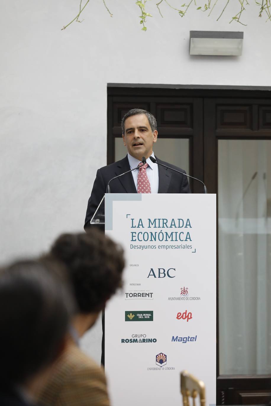 En imágenes, Javier García, presidente del Sareb, en La Mirada Económica de ABC Córdoba