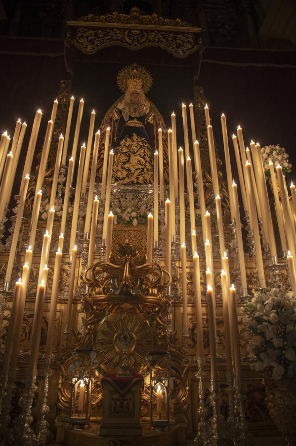Imágenes del altar extraordinario de la Virgen del Refugio de San Bernardo