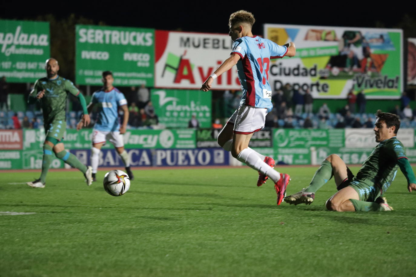 La decepción en el Córdoba CF tras caer ante el Villanovense, en imágenes