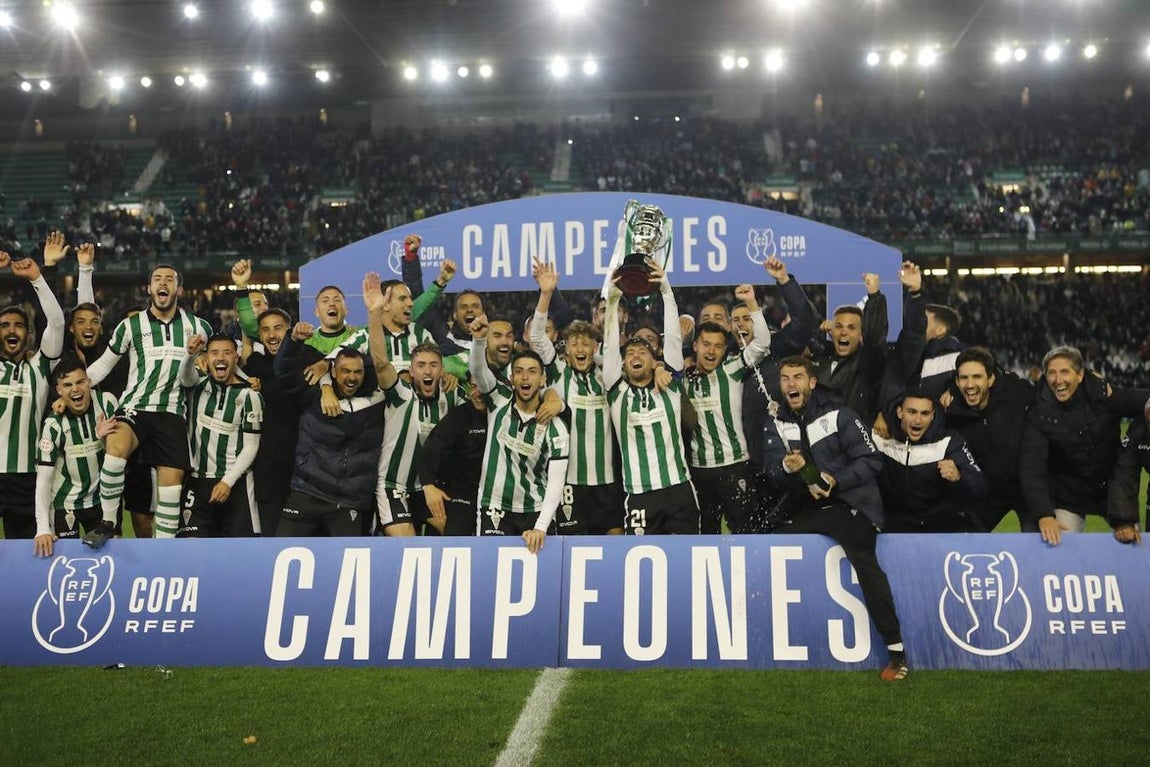 La celebración del título de campeón de Copa RFEF del Córdoba CF, en imágenes