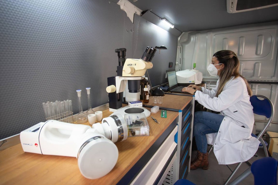 Nuevo laboratorio móvil del IAPH para diagnosticar y restaurar bajo demanda allí donde sea necesario. VANESSA GÓMEZ