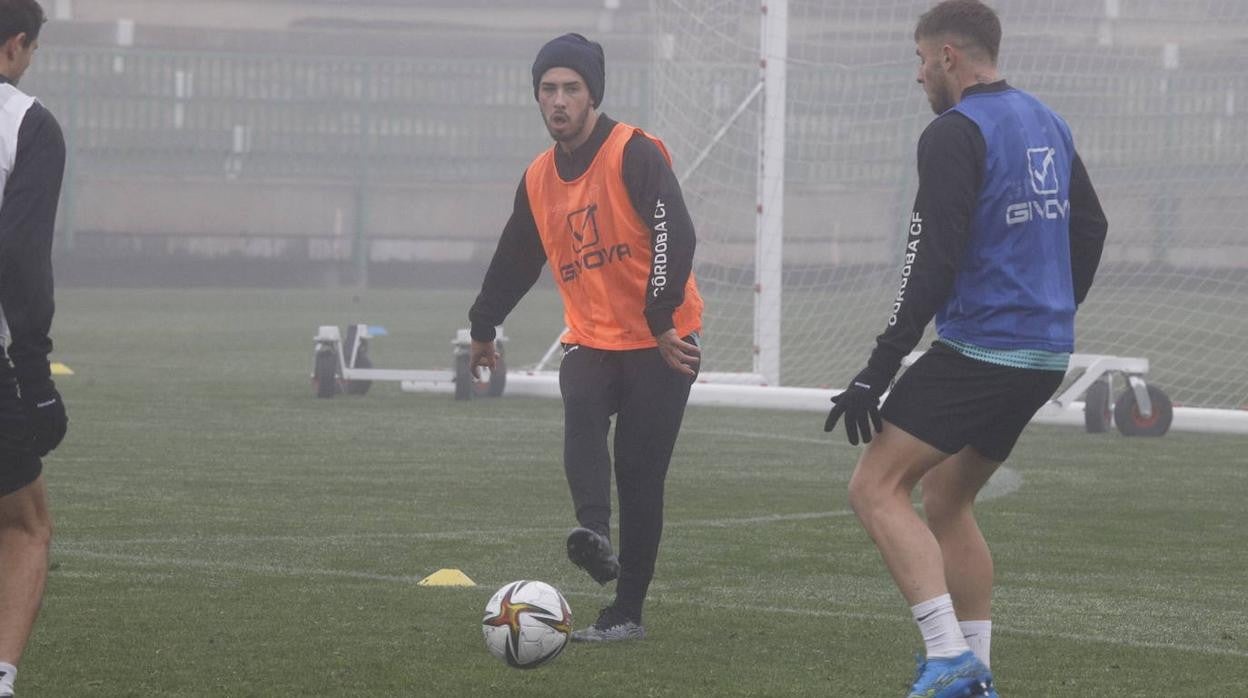 El primer entrenamiento del Córdoba CF en 2022, en imágenes