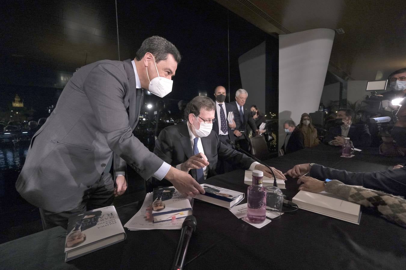 Rajoy pide un gran pacto sobre los fondos europeos: «Es un dineral y no sabemos cómo se está gastando»