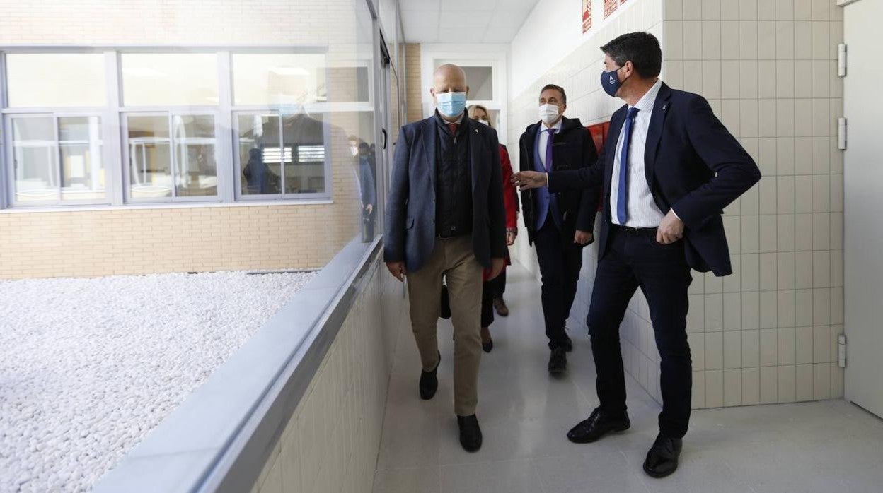 La inauguración del instituto de Miralbaida en Córdoba, en imágenes
