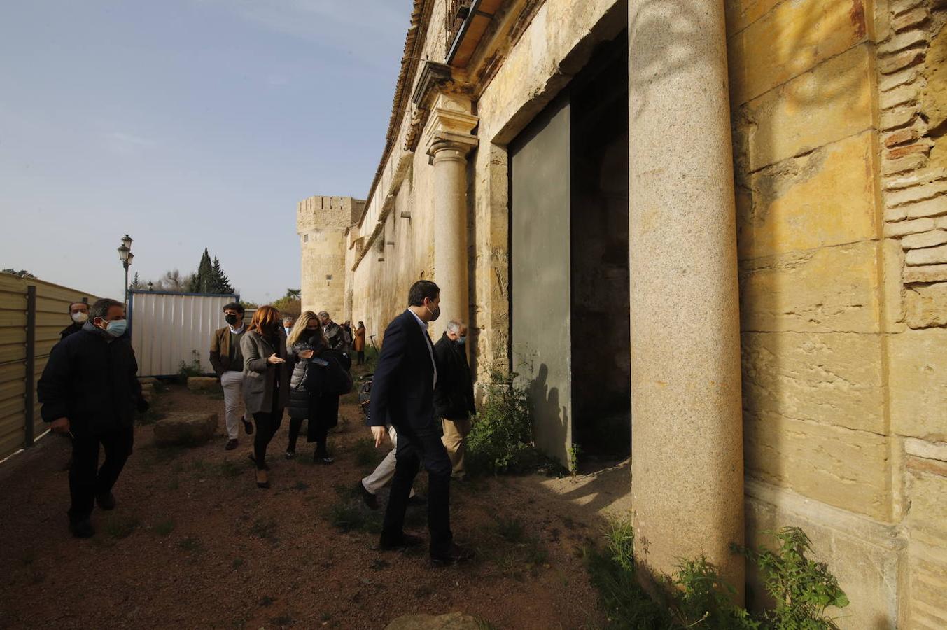 El Ayuntamiento de Córdoba inicia las obras que cambiarán los accesos de las visitas al Alcázar