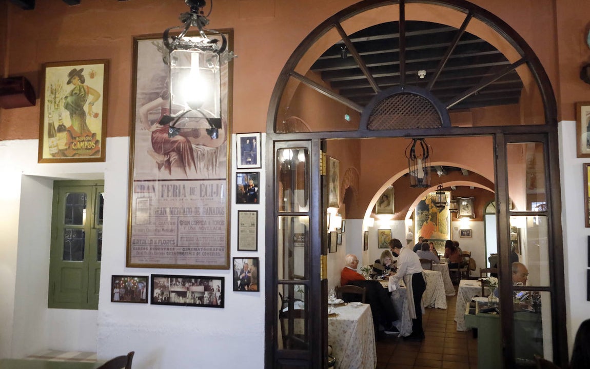 En imágenes, los patios de Bodegas Campos en Córdoba y la casa de Badanas, 15