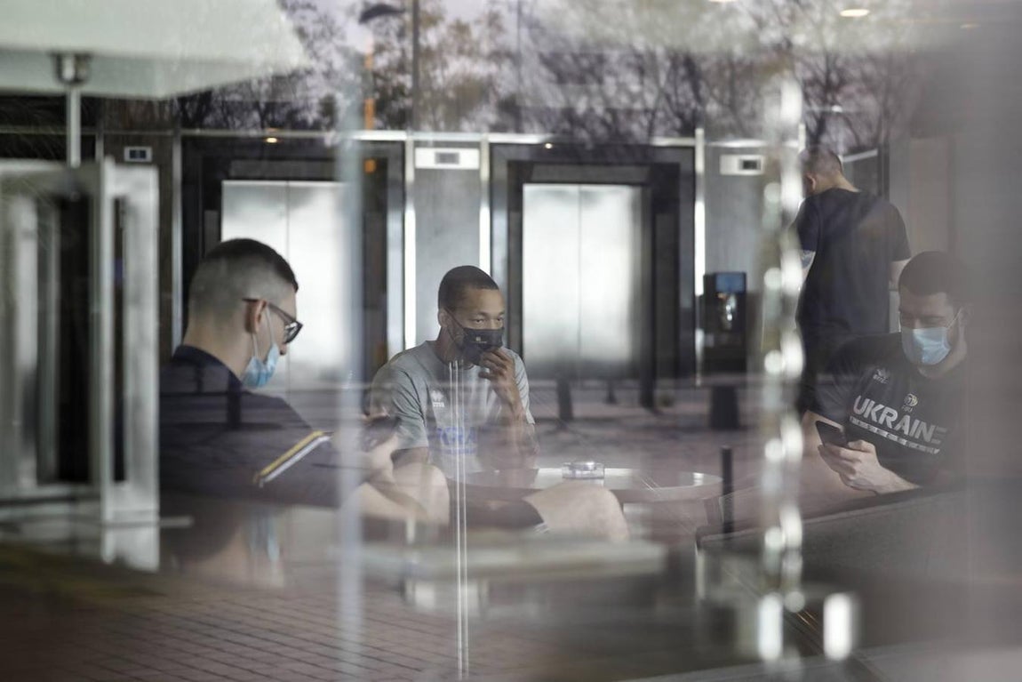 La incertidumbre de la selección de baloncesto de Ucrania en Córdoba, en imágenes