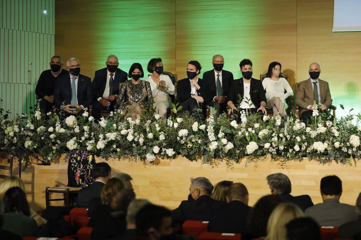 La entrega de las banderas de Andalucía en Córdoba, en imágenes