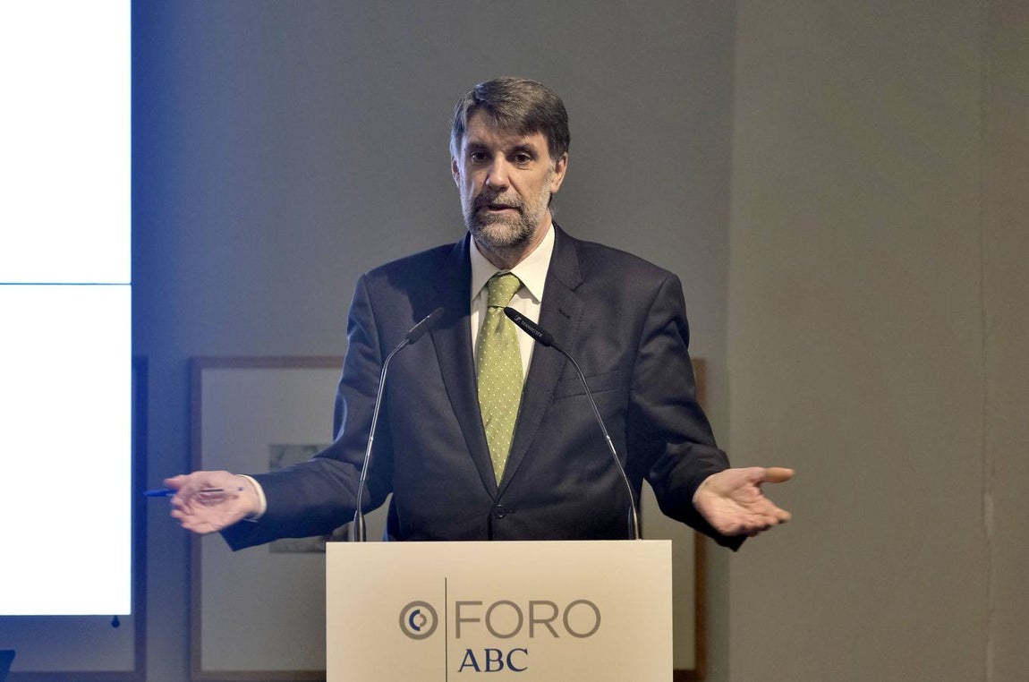 J.M. SERRANO / ROCÍO RUZ