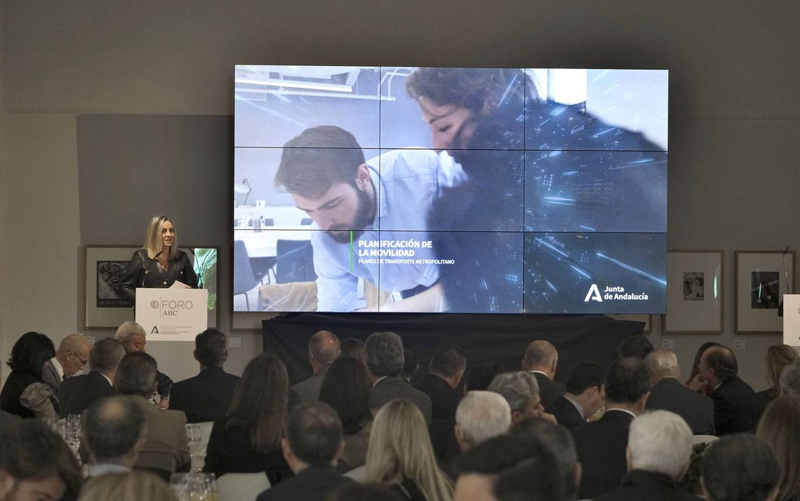 J.M. SERRANO / ROCÍO RUZ