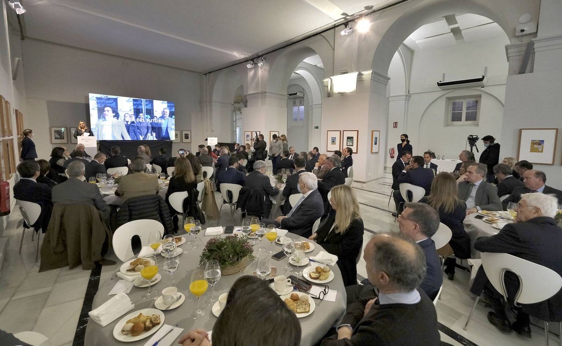 J.M. SERRANO / ROCÍO RUZ