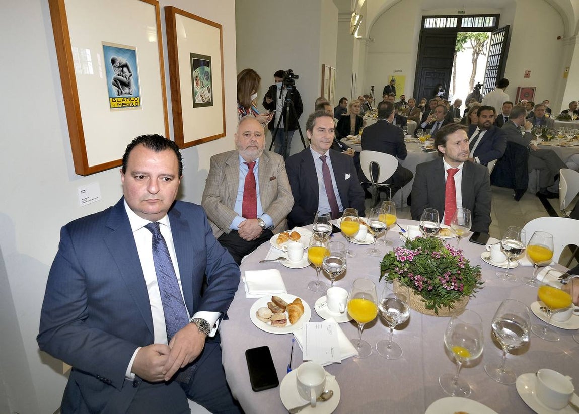 J.M. SERRANO / ROCÍO RUZ