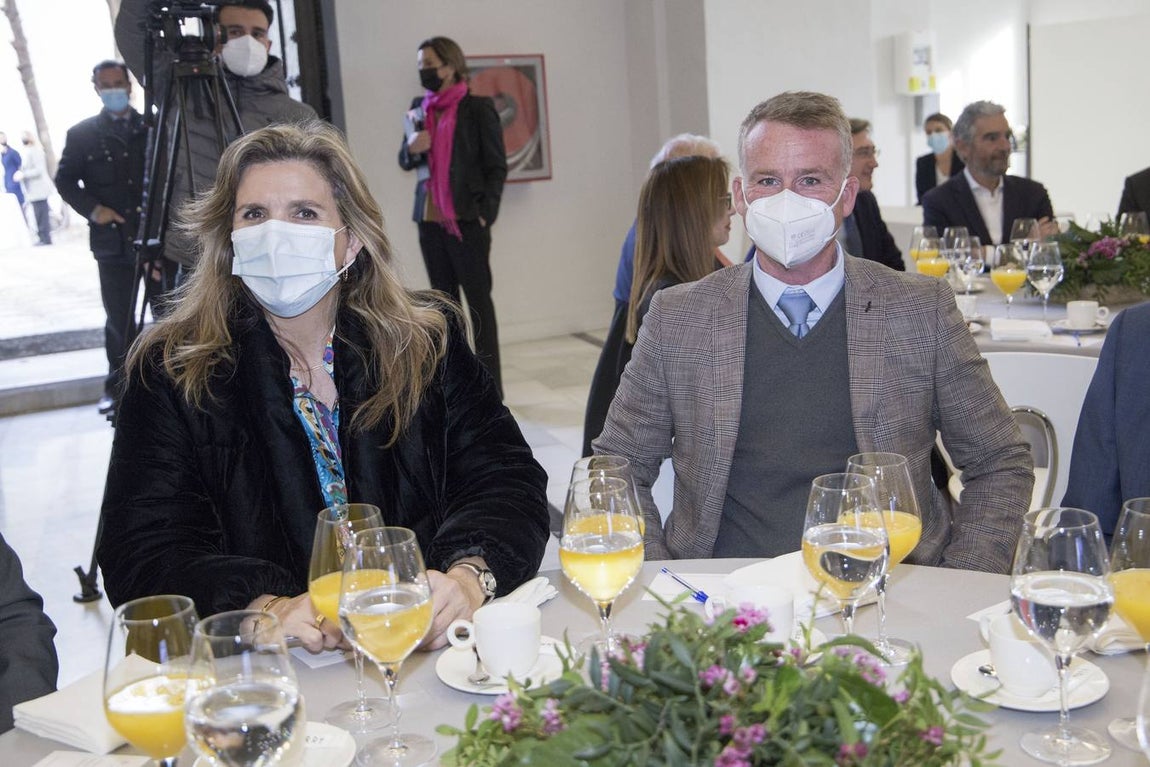 J.M. SERRANO / ROCÍO RUZ