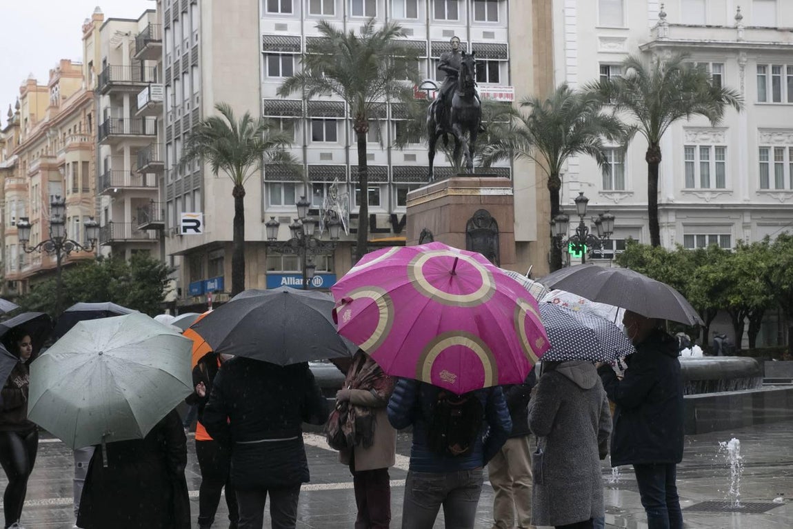 La primera lluvia en semanas en Córdoba, en imágenes