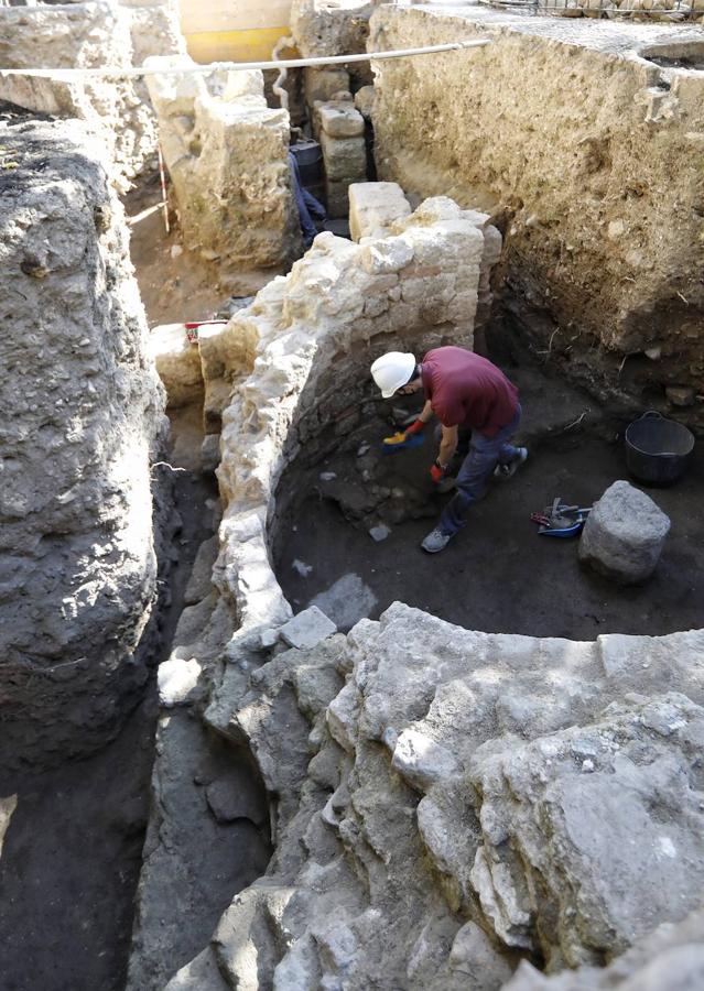La excavación arqueológica en la Mezquita-Catedral de Córdoba, en imágenes