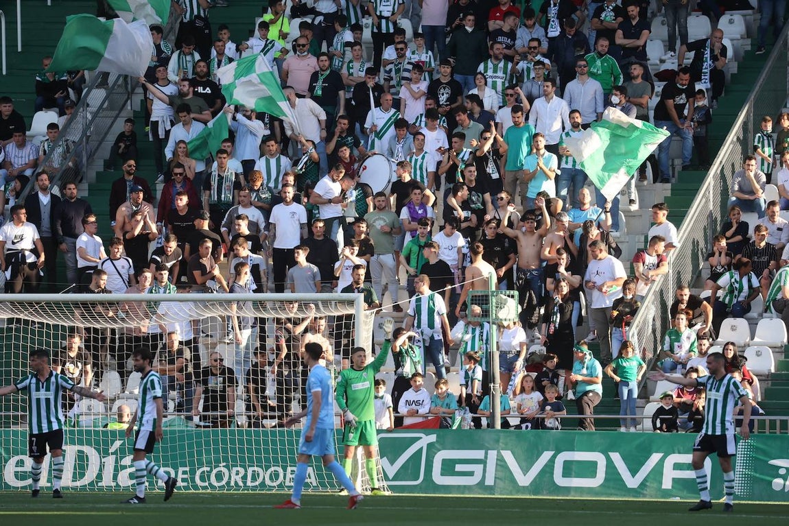 Las espectaculares imágenes del Córdoba CF - Villanovense