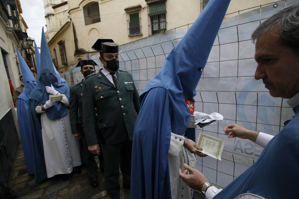 La hermandad de San Esteban suspende su estación de penitencia en el Martes Santo de 2022. JUAN FLORES