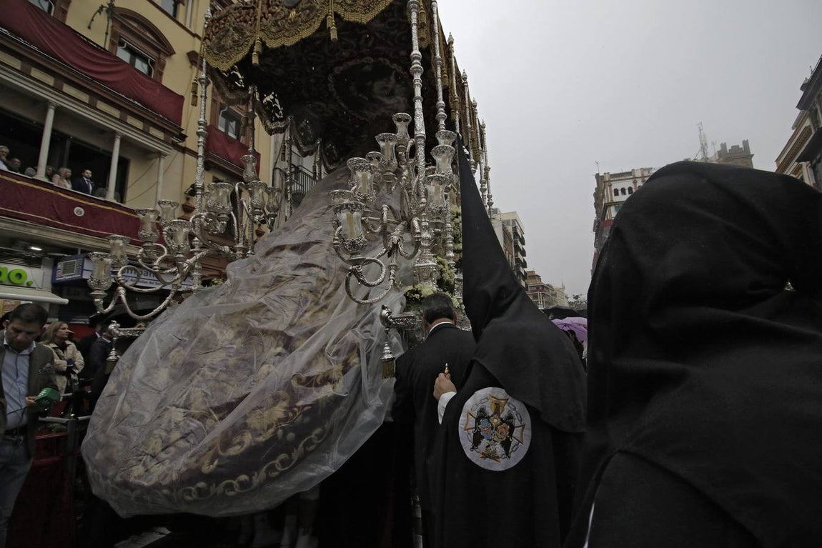 La Virgen de las Mercedes de Santa Genoveva, en Campana. JUAN FLORES