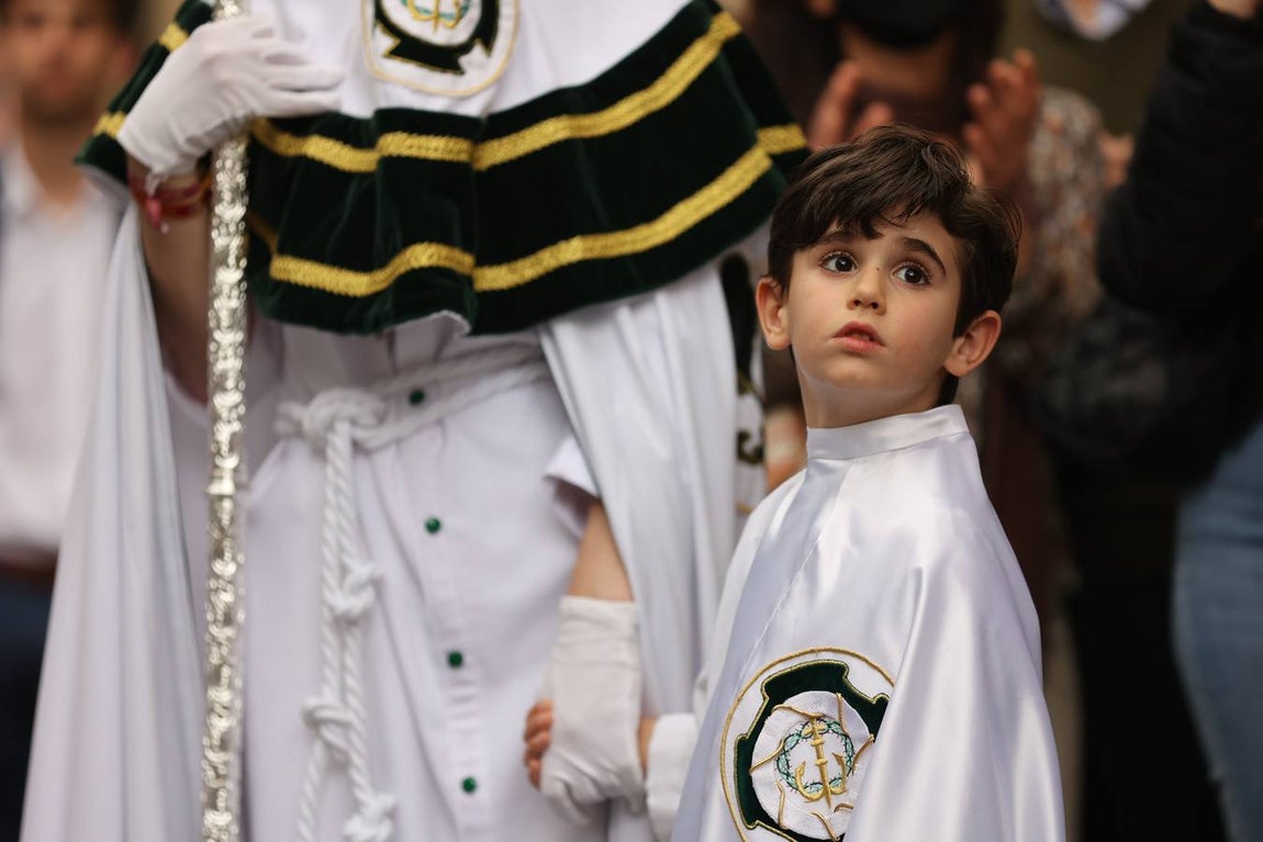Miércoles Santo | La triunfal procesión de La Paz en Córdoba, en imágenes