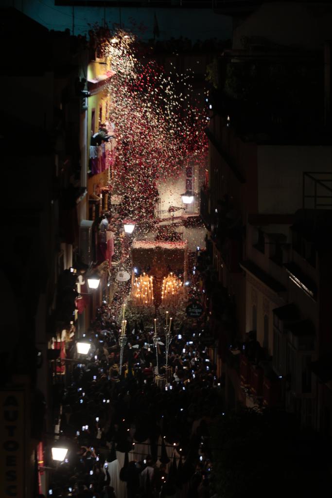 La Esperanza de otra madrugada en Triana