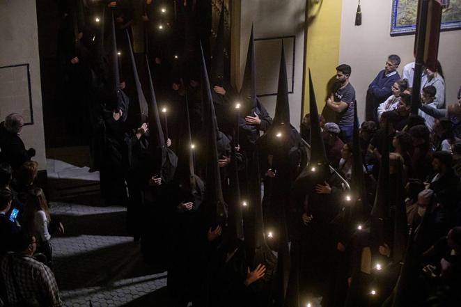 Contemplación y oración del Silencio en la Madrugada de Sevilla