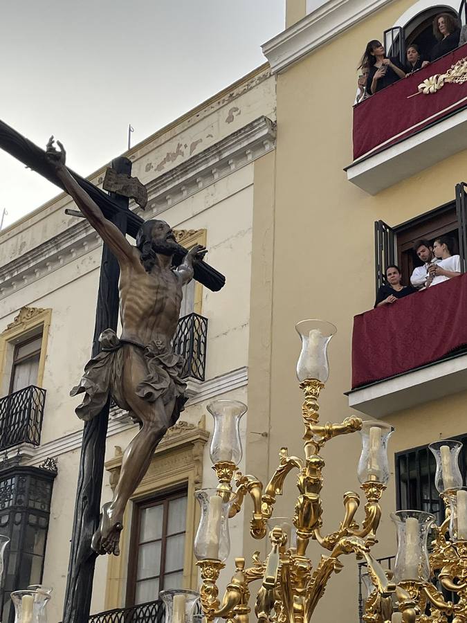 Las fotos de los lectores de ABC del Viernes Santo de la Semana Santa de Sevilla 2022