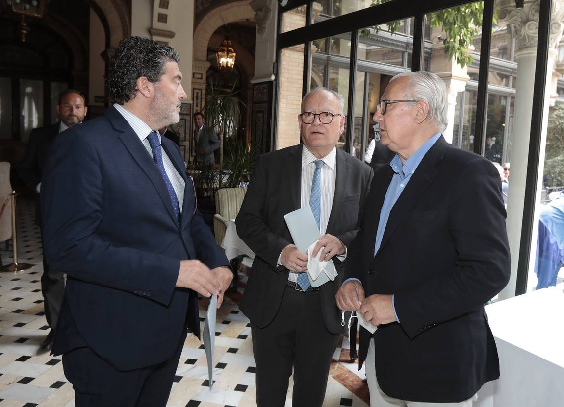 RAÚL DOBLADO / ROCÍO RUZ