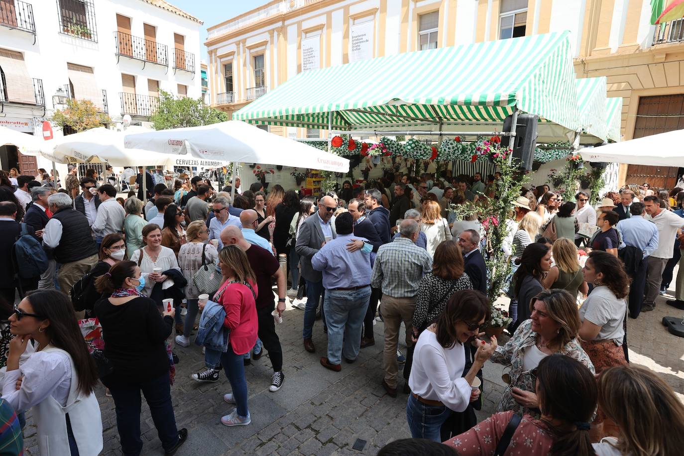 El ambiente del viernes en las Cruces de Córdoba, en imágenes