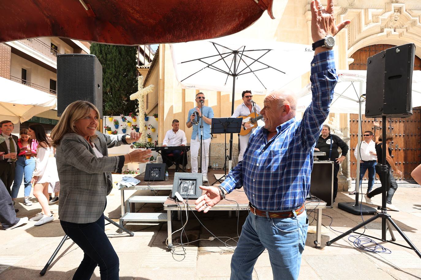 El ambiente del viernes en las Cruces de Córdoba, en imágenes