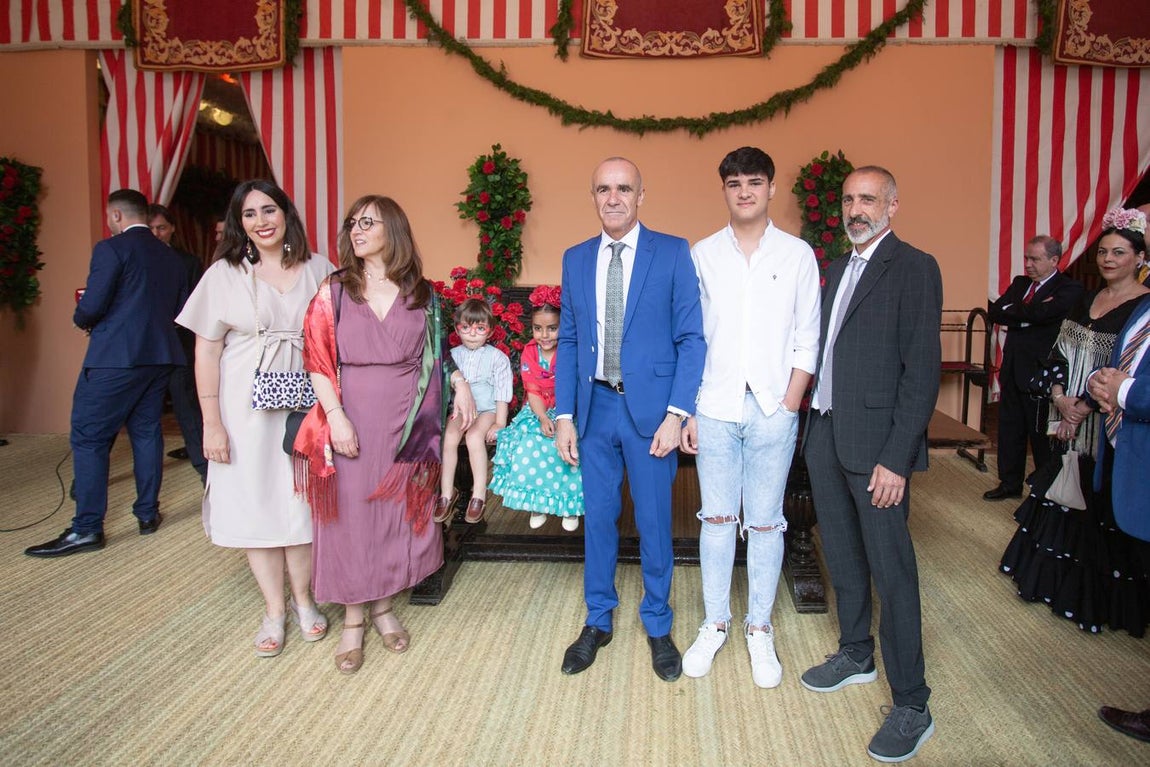 Recepciones oficiales en el miércoles de Feria. VANESSA GÓMEZ / MAYA BALANYA