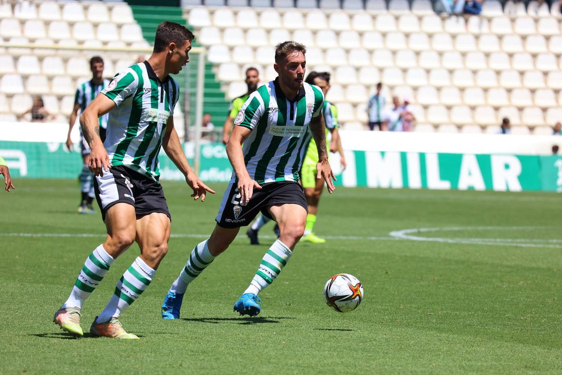 El ambiente y las mejores jugadas Córdoba CF - AD Ceuta en El Arcángel, en imágenes