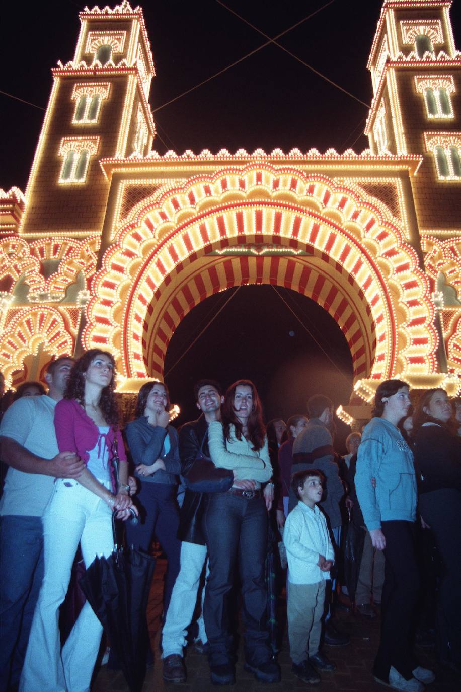 La evolución de la portada de la Feria de Córdoba en el Arenal, en imágenes