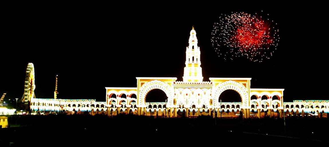La evolución de la portada de la Feria de Córdoba en el Arenal, en imágenes