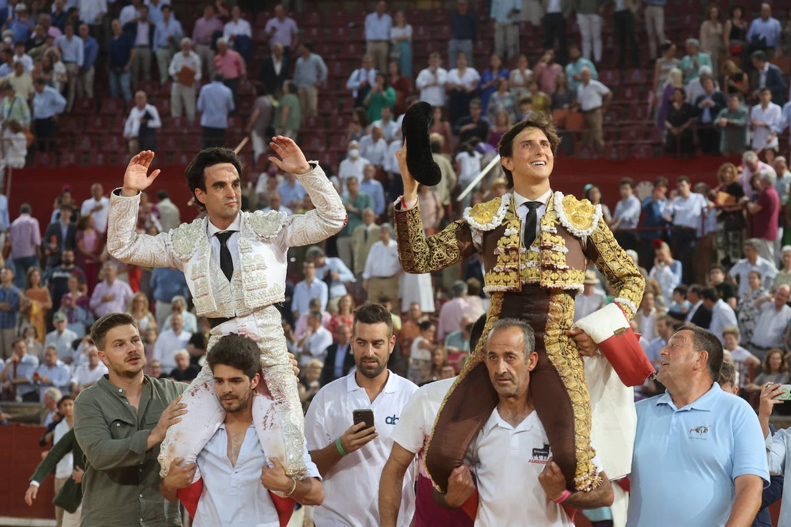 El gran triunfo de Roca Rey y Lagartijo en Córdoba, en imágenes