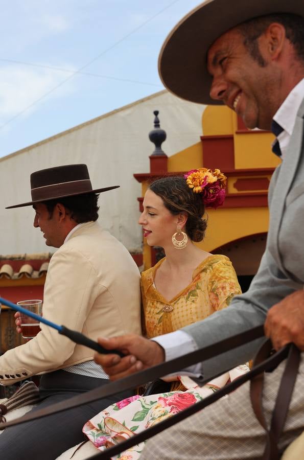 El familiar ambiente del domingo de Feria de Córdoba, en imágenes