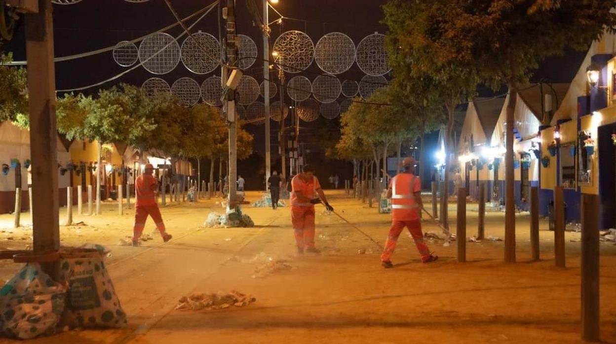 Feria de Córdoba 2022 | El trabajo de limpieza de Sadeco, en imágenes