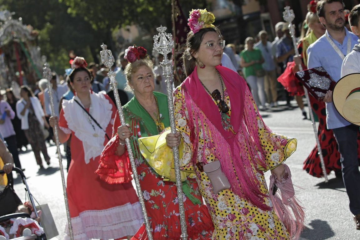 Salida de la Hermandad del Rocío de Sevilla Sur hacia la aldea almonteña