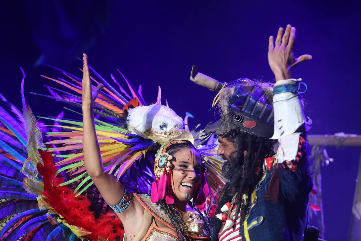 El espectacular pregón de India Martínez en el Carnaval de Cádiz, en imágenes